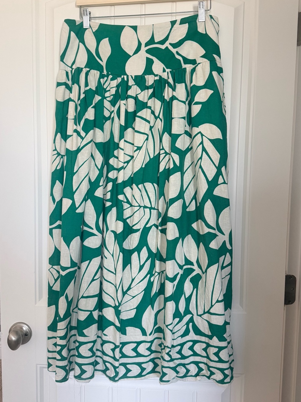 Maxi Skirt High Waist pockets by Nicole Miller